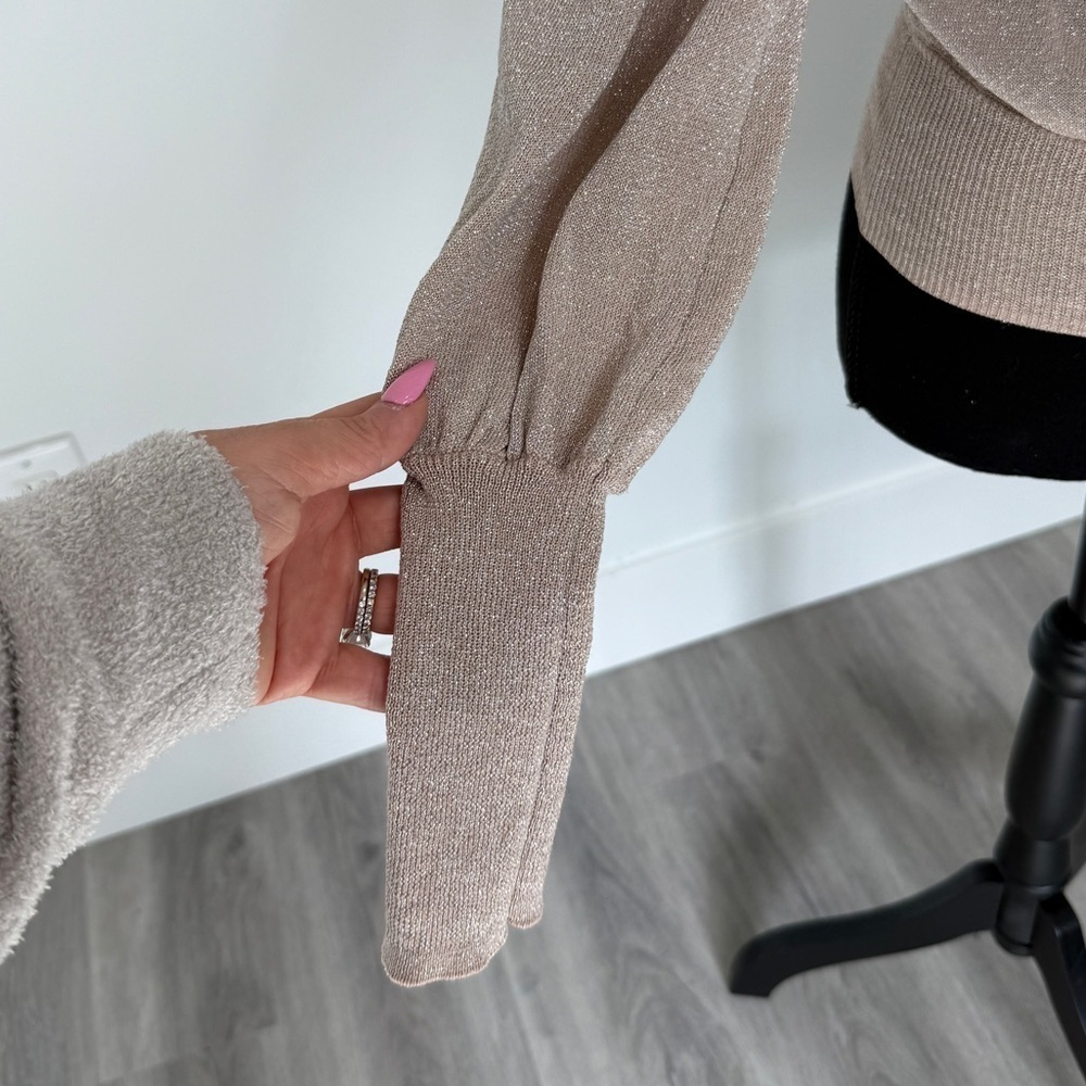 Forever 21 Sparkly Lightweight Nude Turtleneck (XS) - Picture 5 of 6